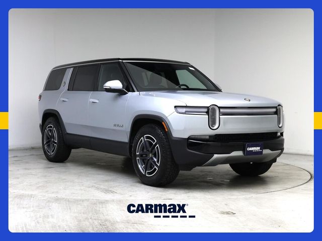 2026 Rivian R1S Base