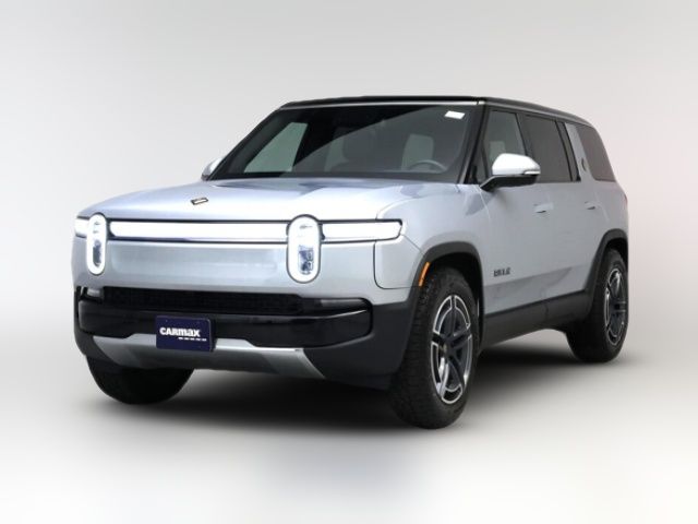2026 Rivian R1S Base