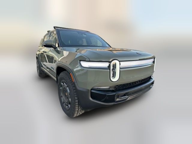 2026 Rivian R1S Base