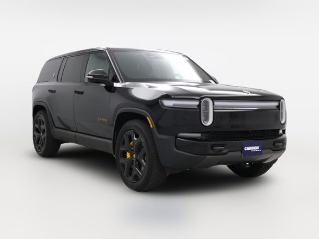 2026 Rivian R1S Base
