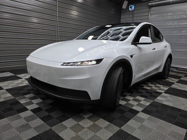 2026 Tesla Model Y Premium