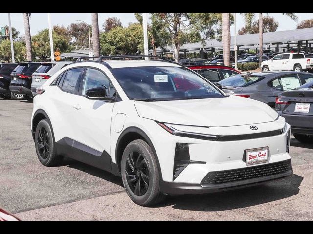2026 Toyota C-HR SE
