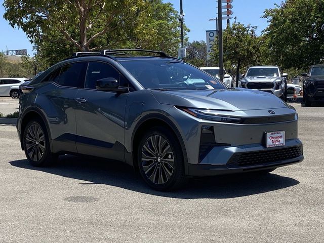 2026 Toyota C-HR XSE