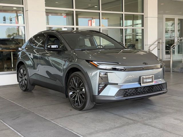 2026 Toyota C-HR XSE