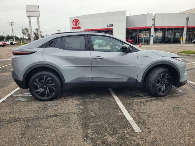 2026 Toyota C-HR SE