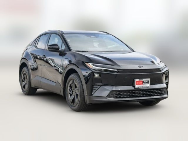 2026 Toyota C-HR SE