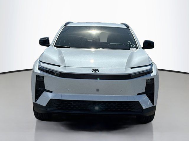 2026 Toyota C-HR SE