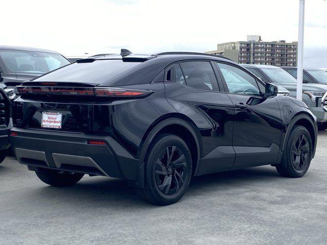 2026 Toyota C-HR SE