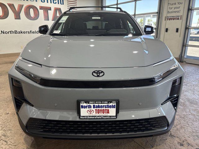 2026 Toyota C-HR SE