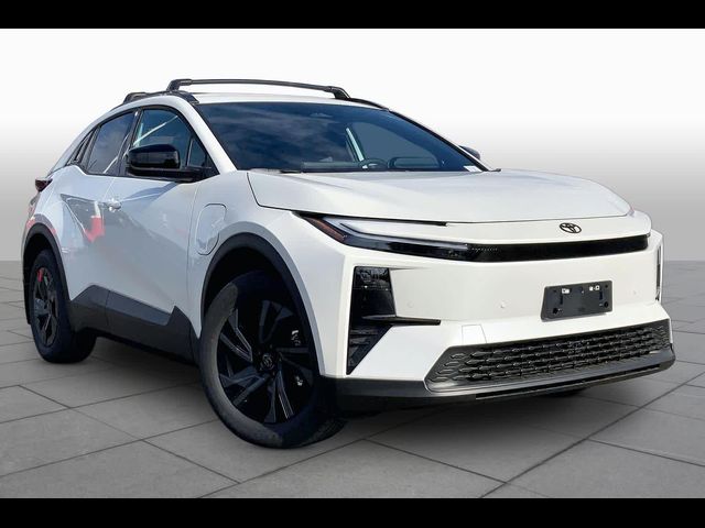 2026 Toyota C-HR SE