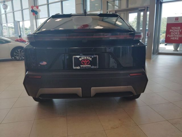 2026 Toyota C-HR SE