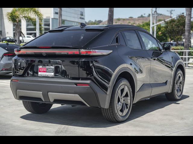 2026 Toyota C-HR SE