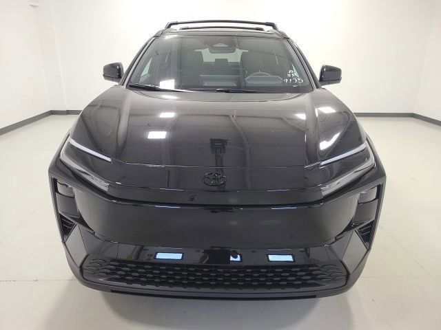 2026 Toyota C-HR XSE