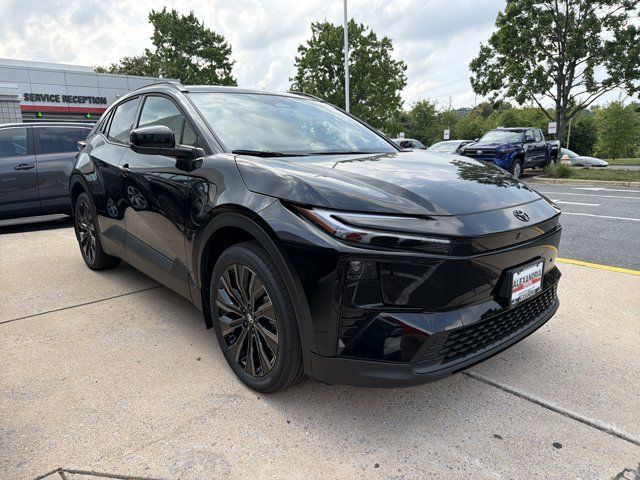 2026 Toyota C-HR XSE