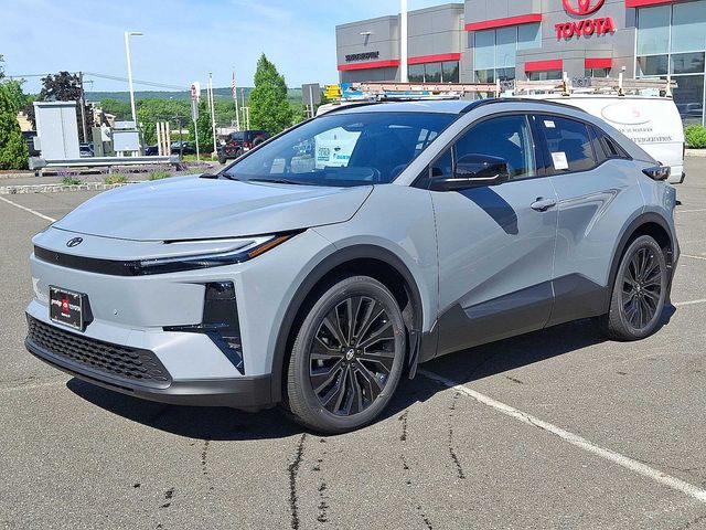 2026 Toyota C-HR XSE