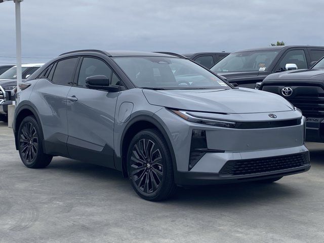 2026 Toyota C-HR XSE