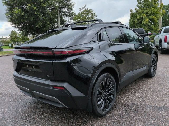 2026 Toyota C-HR XSE