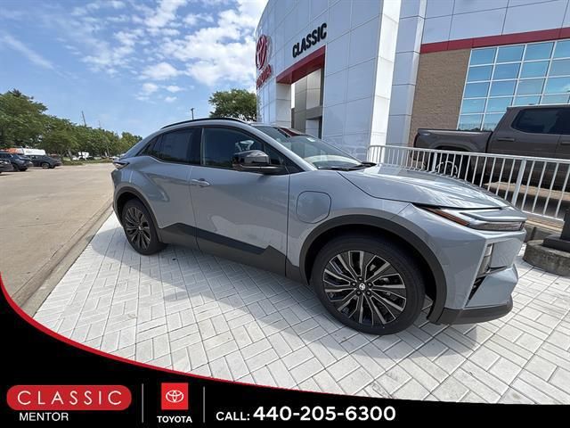2026 Toyota C-HR XSE