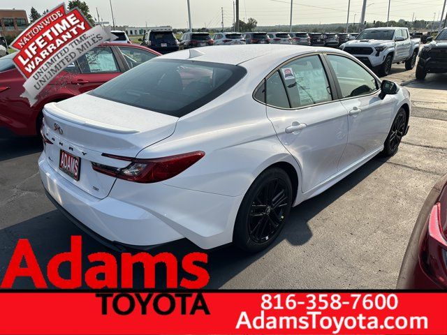 2026 Toyota Camry SE