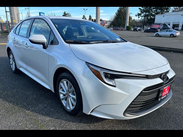 2026 Toyota Corolla Hybrid LE