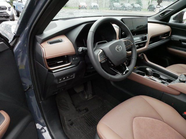 2026 Toyota Grand Highlander Hybrid MAX Platinum