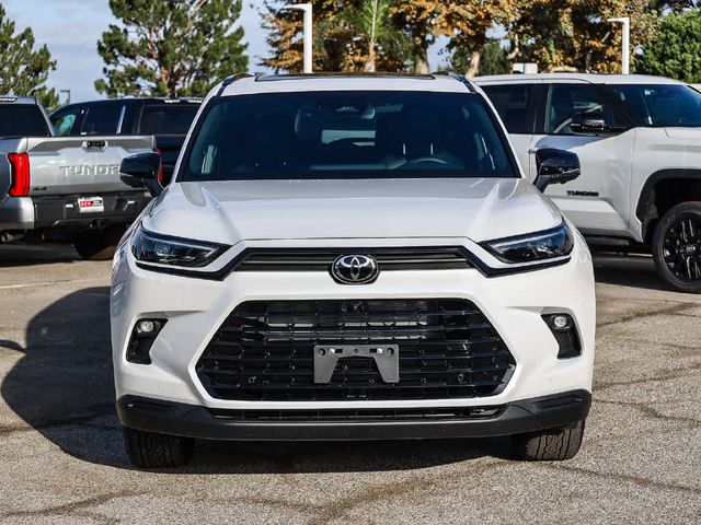 2026 Toyota Grand Highlander Hybrid Nightshade Edition