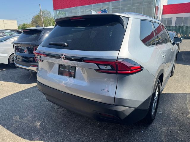 2026 Toyota Grand Highlander LE