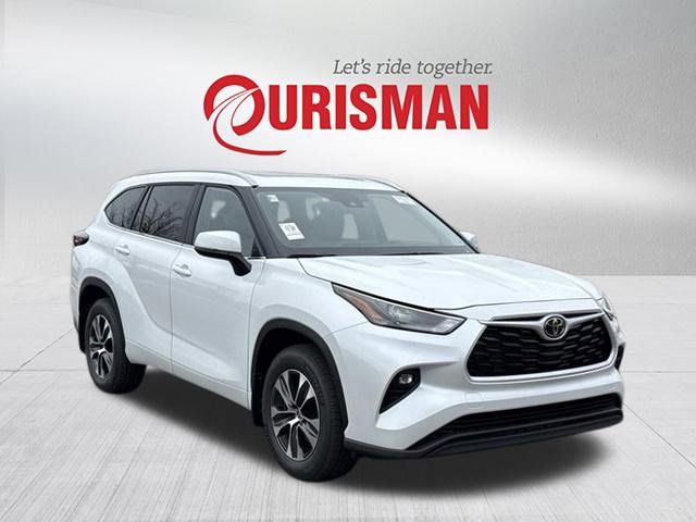 2026 Toyota Highlander XLE