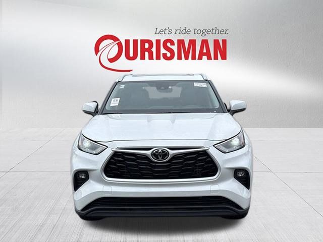 2026 Toyota Highlander XLE