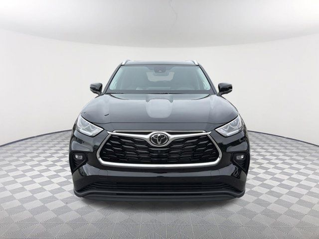 2026 Toyota Highlander Hybrid Limited