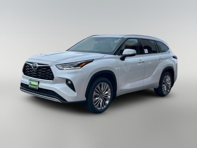 2026 Toyota Highlander Hybrid Platinum