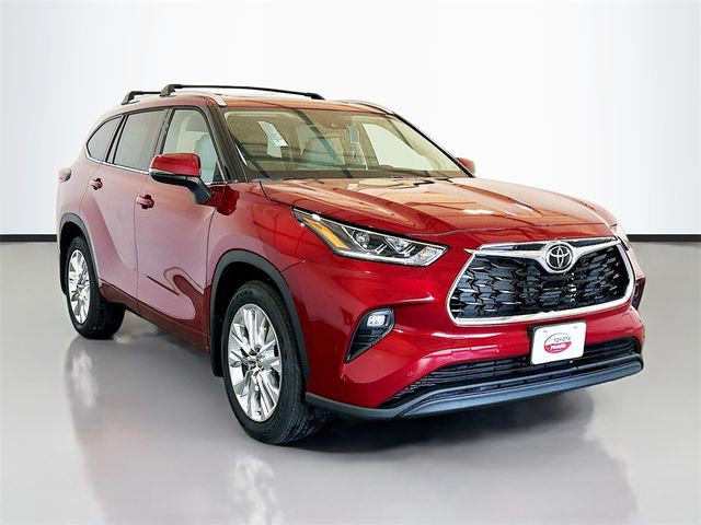 2026 Toyota Highlander Limited
