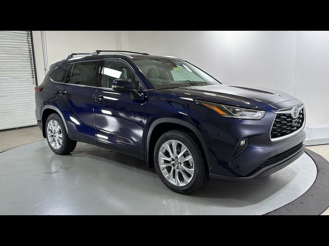 2026 Toyota Highlander Limited