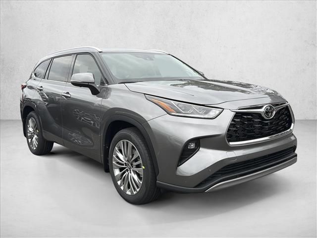 2026 Toyota Highlander Platinum
