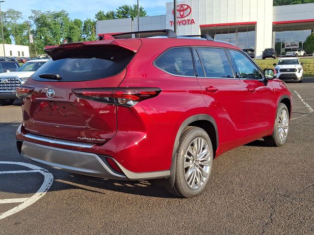 2026 Toyota Highlander Platinum