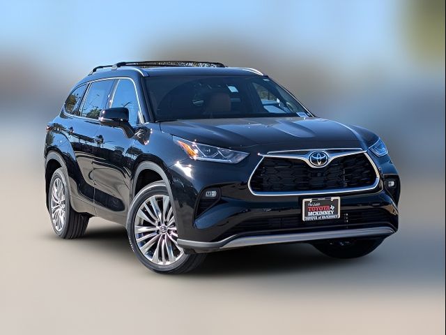 2026 Toyota Highlander Platinum