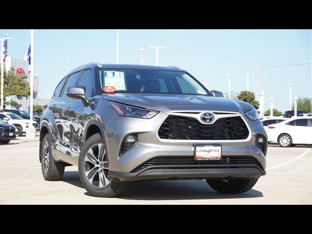 2026 Toyota Highlander XLE