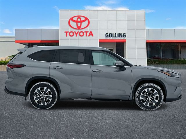 2026 Toyota Highlander XLE