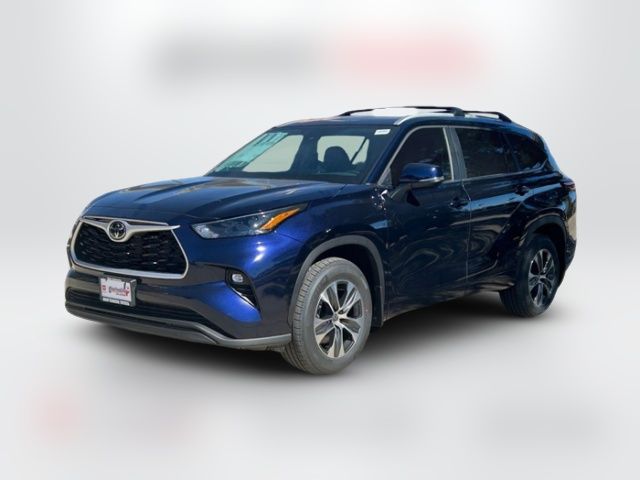 2026 Toyota Highlander XLE