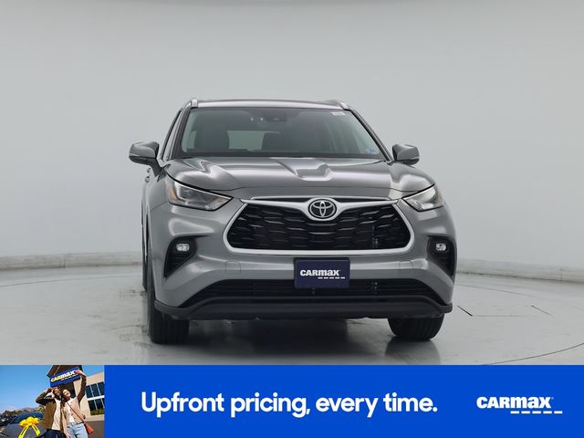 2026 Toyota Highlander XLE