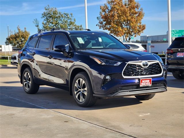 2026 Toyota Highlander XLE