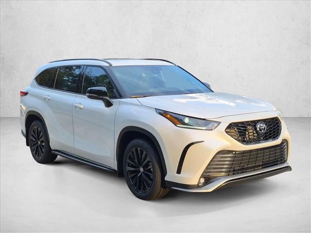 2026 Toyota Highlander XSE
