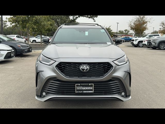 2026 Toyota Highlander XSE