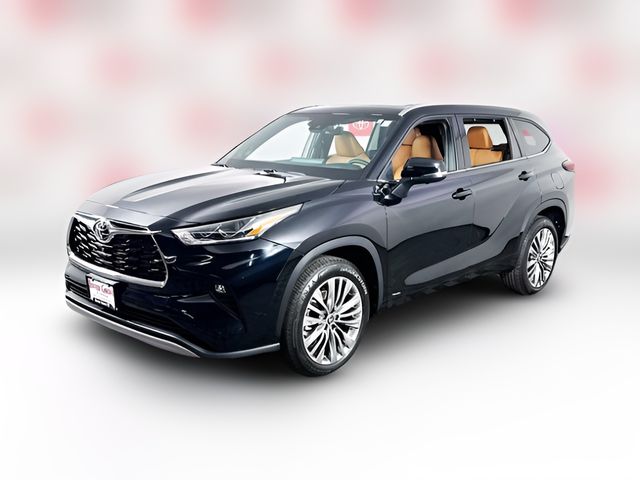 2026 Toyota Highlander Hybrid Platinum