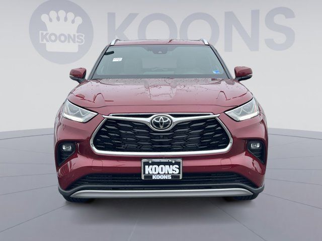 2026 Toyota Highlander Hybrid Platinum