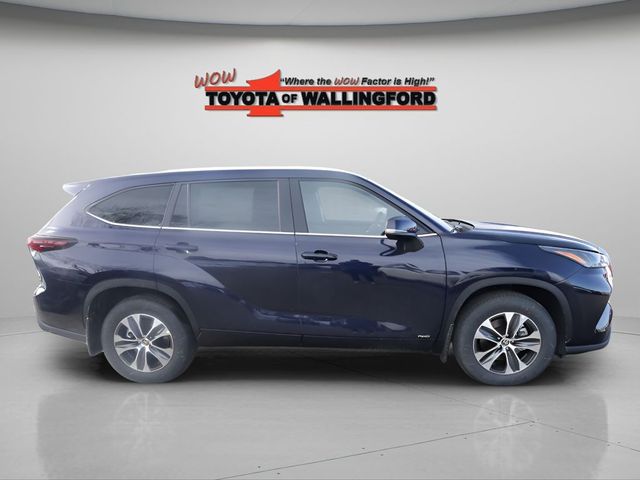 2026 Toyota Highlander Hybrid XLE