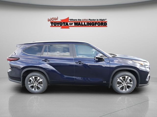 2026 Toyota Highlander Hybrid XLE