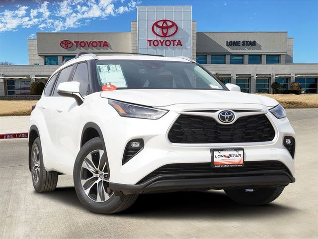 2026 Toyota Highlander Hybrid XLE