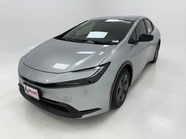 2026 Toyota Prius LE