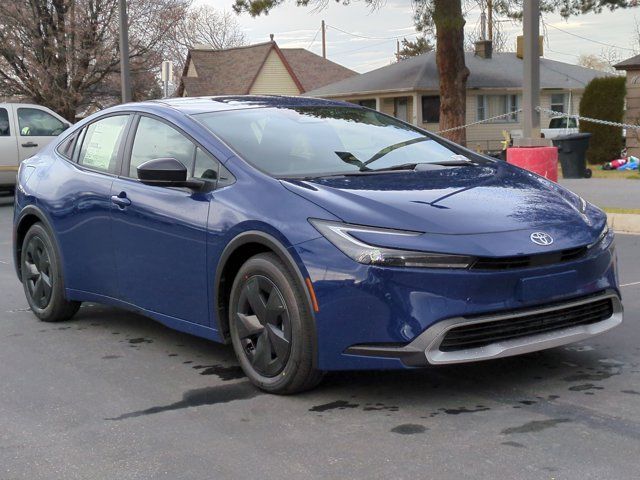 2026 Toyota Prius Plug-In Hybrid SE